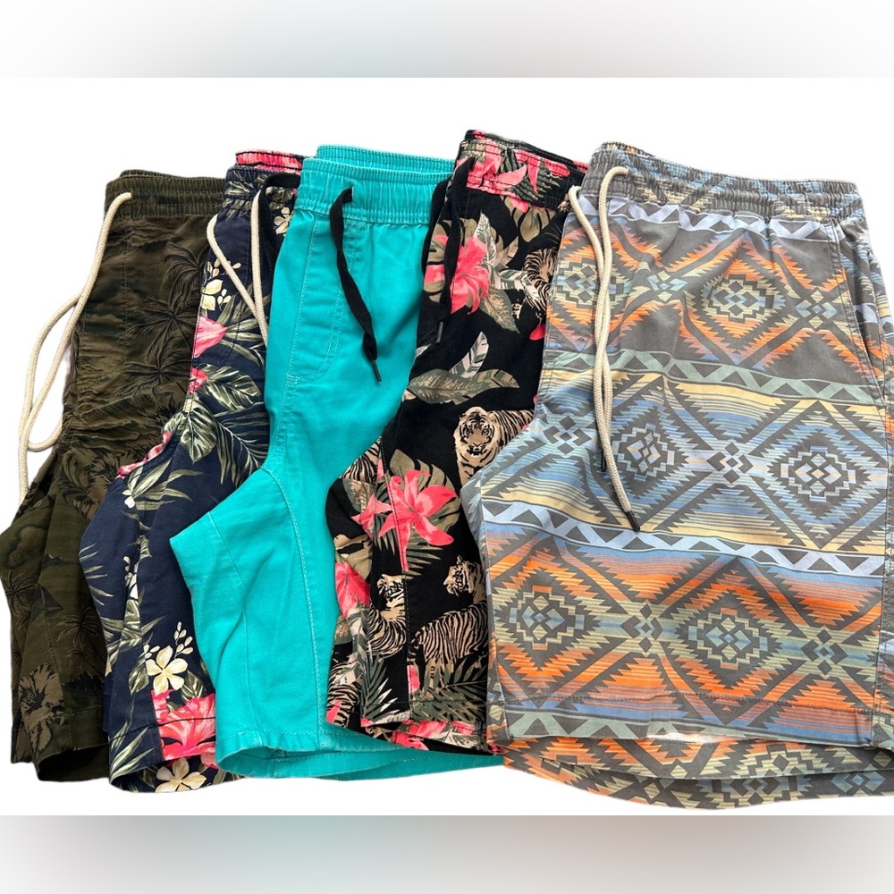 Bundle of 5 Pair of Men’s George Pull On Shorts! Fun Patterns! XL (40-42) EUC!